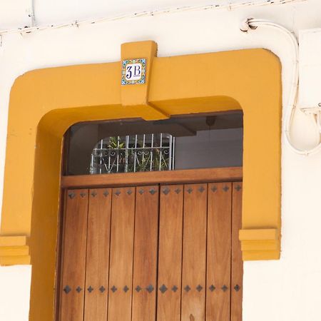 Zona Alameda De Hercules Silencioso Севиля Екстериор снимка